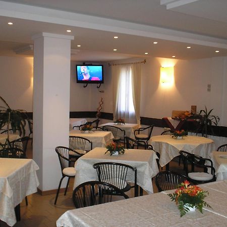 Albergo Romagna ฟราตตา แตร์เม ภายนอก รูปภาพ