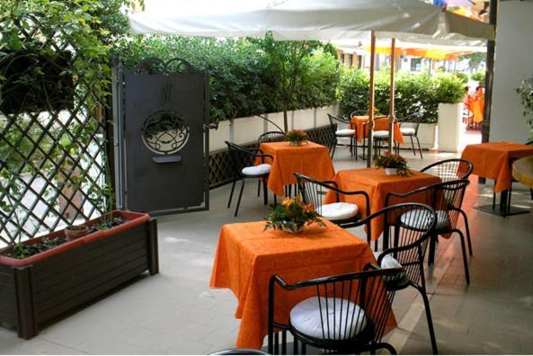 Albergo Romagna ฟราตตา แตร์เม ภายนอก รูปภาพ