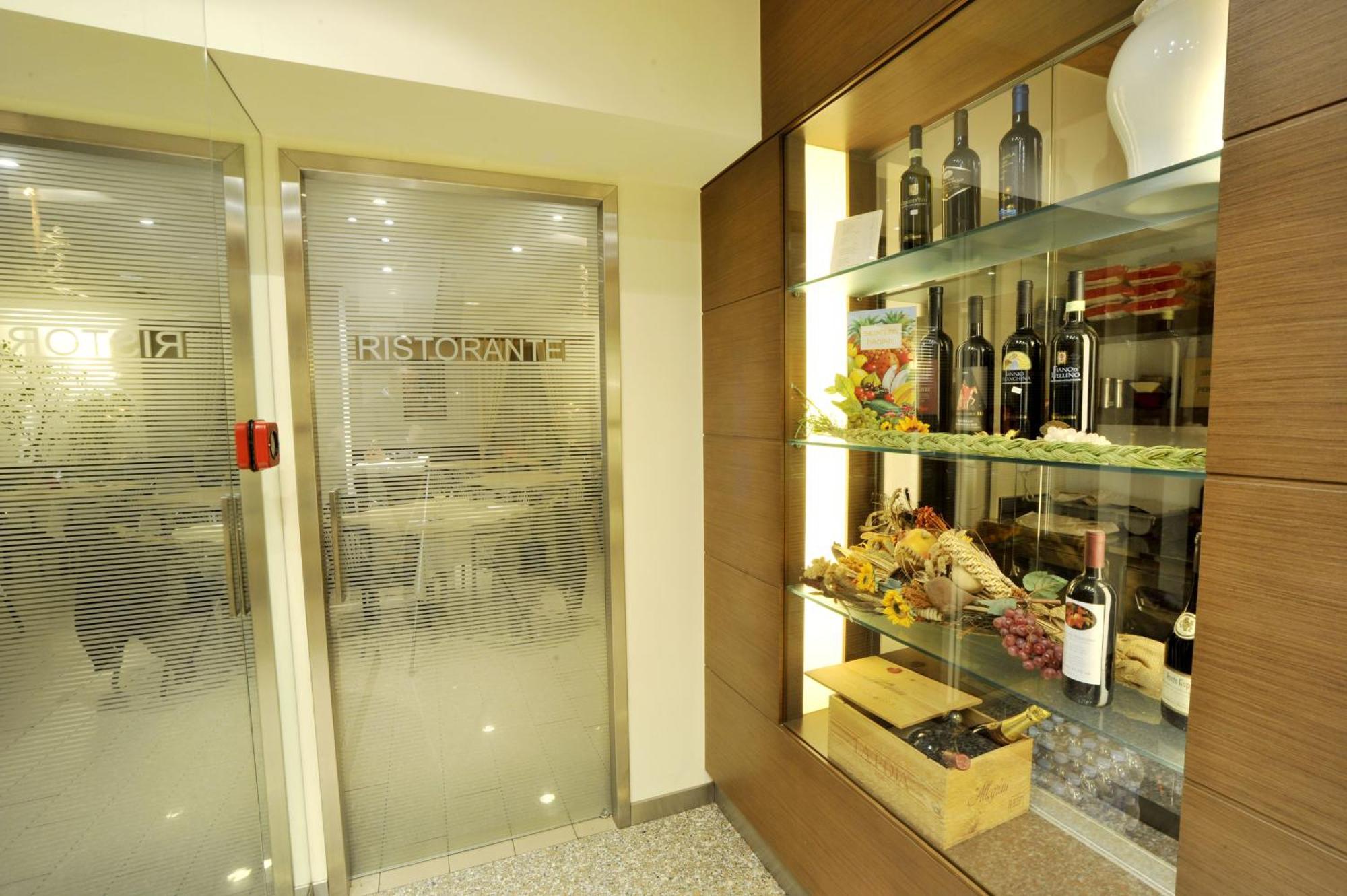 Albergo Romagna ฟราตตา แตร์เม ภายนอก รูปภาพ