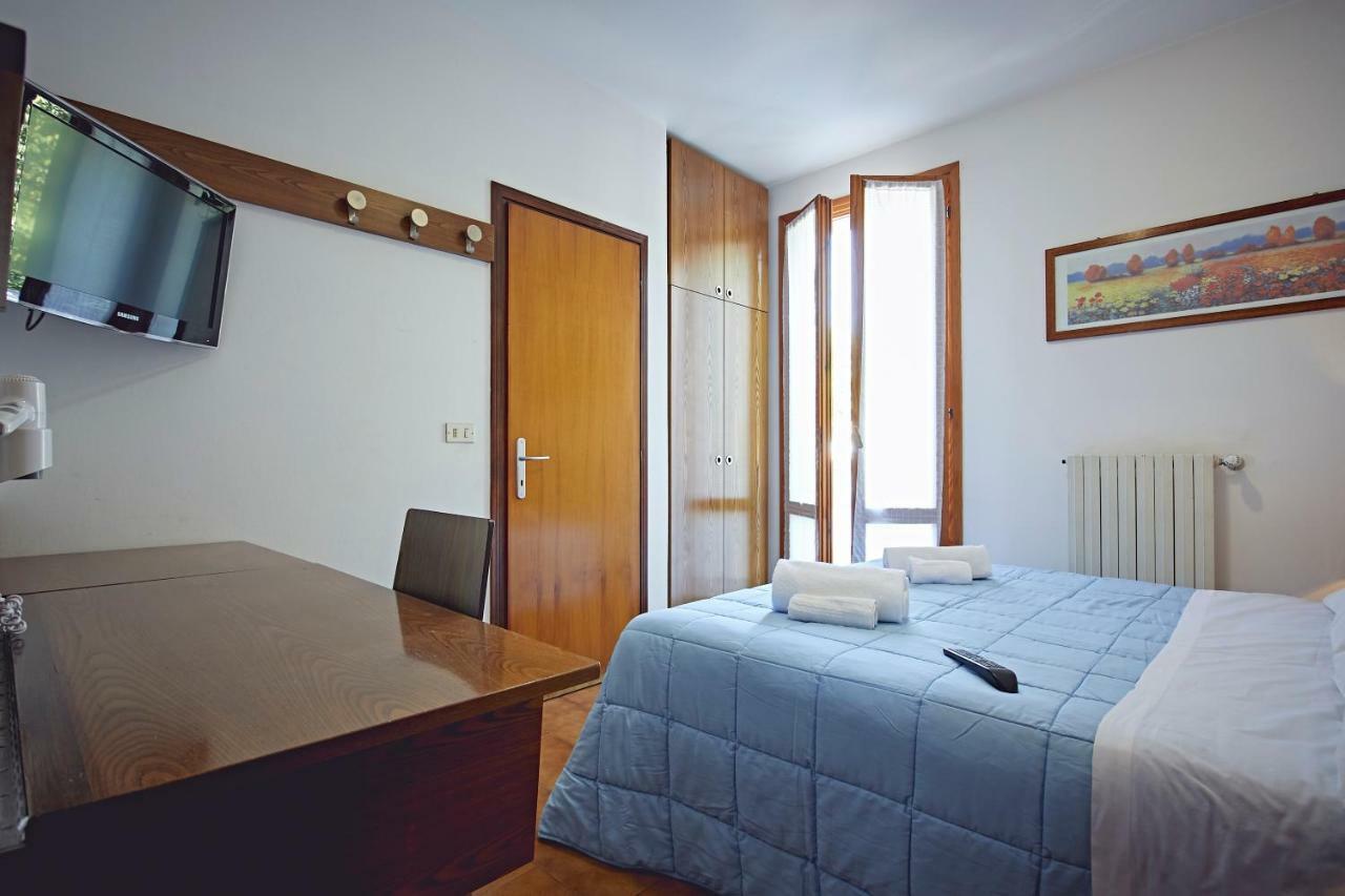 Albergo Romagna ฟราตตา แตร์เม ภายนอก รูปภาพ