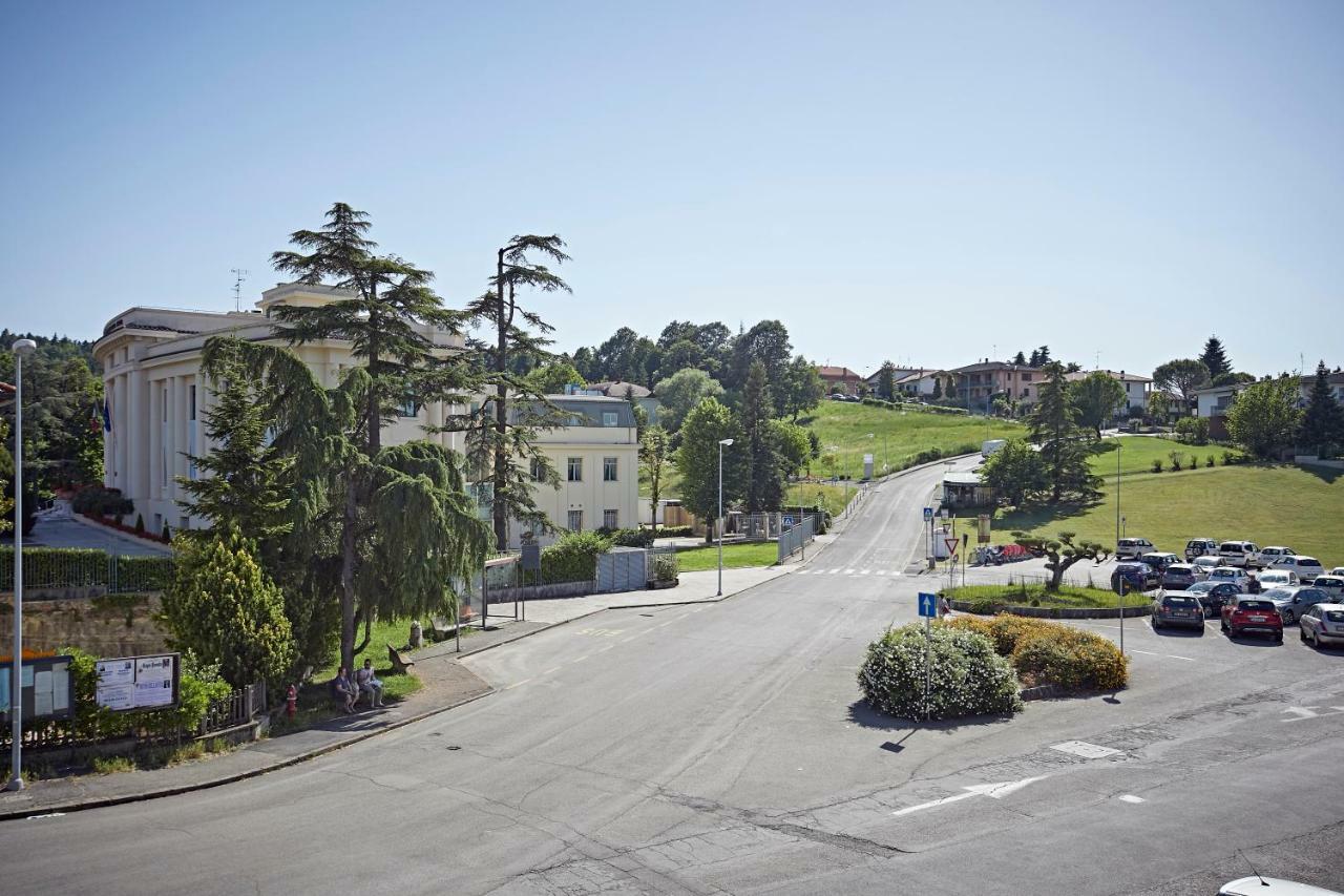 Albergo Romagna ฟราตตา แตร์เม ภายนอก รูปภาพ