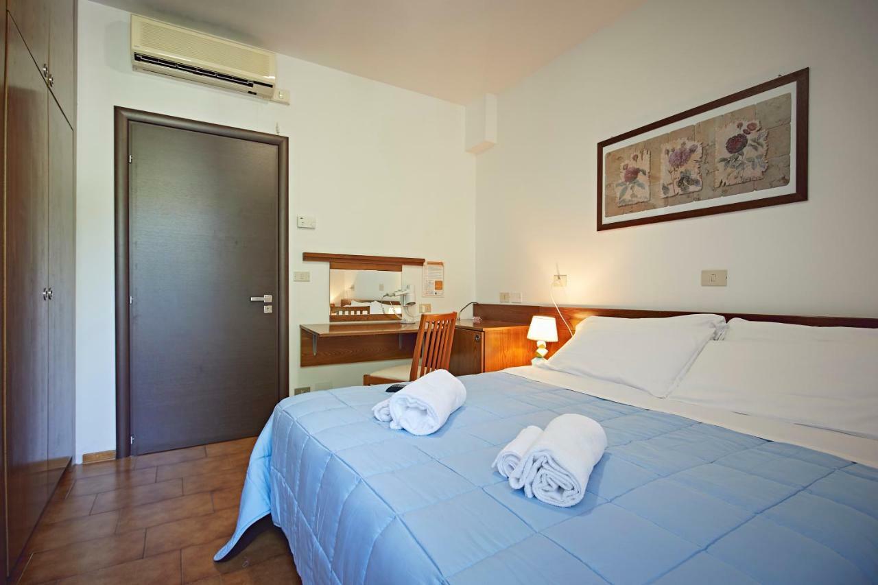 Albergo Romagna ฟราตตา แตร์เม ภายนอก รูปภาพ