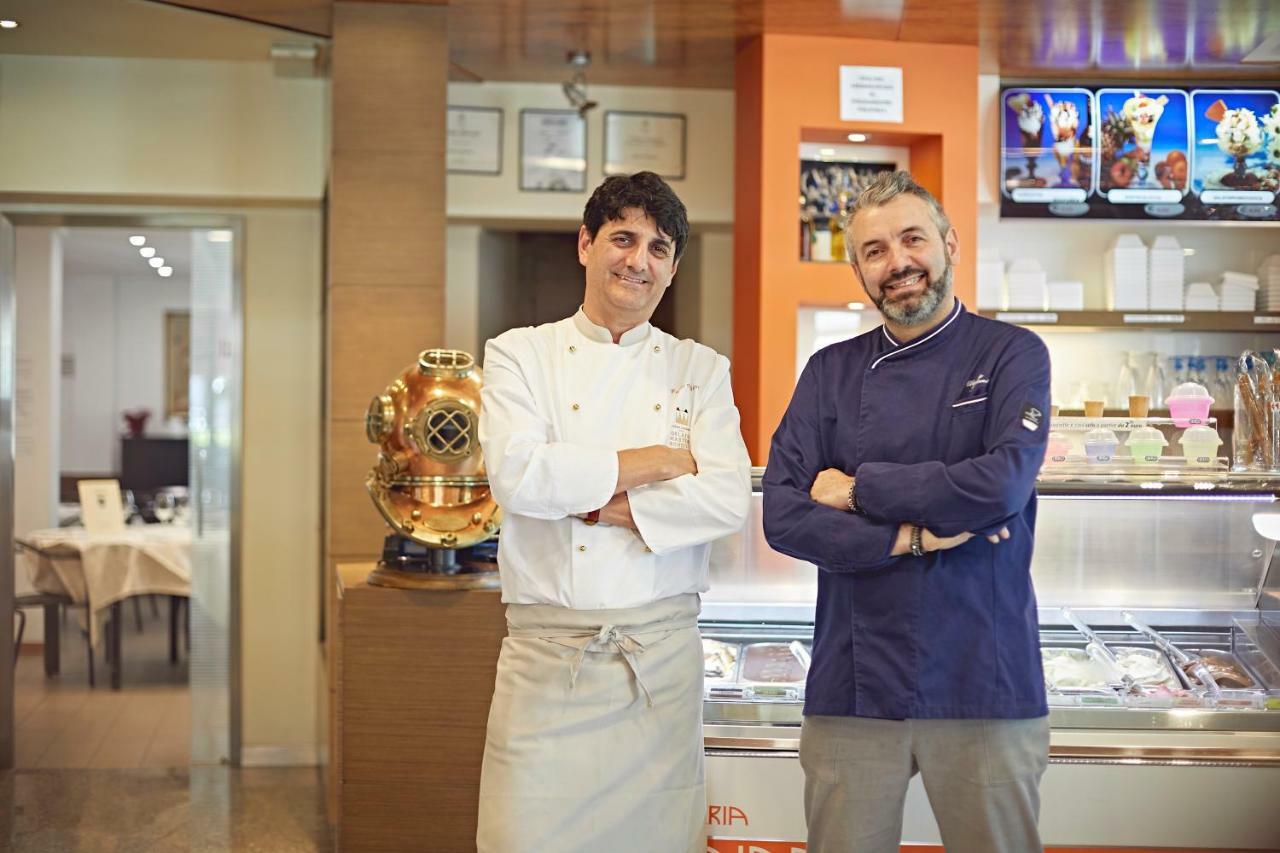 Albergo Romagna ฟราตตา แตร์เม ภายนอก รูปภาพ